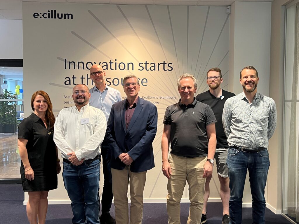 Study visit by SCCC and APECS representatives to Excillum - seven people lineup